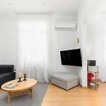Zoe By Halu! Lovely Penthouse In The Center