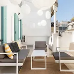 Zoe By Halu! Lovely Penthouse In The Center