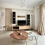 Av Luxury Accommodations