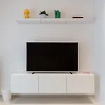 Homevision - Boutique Pop Up Condo - City Center