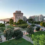 Dimitris Center Apartment