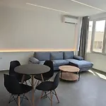 La Dolce Vita-Your Urban Stay