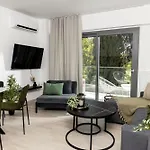 Velvet Luxury Apartments In The City Center By Binobi!