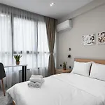 Avenue, Nilie Hospitality Mgmt