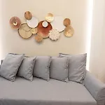Luxe Loft Near Seaside