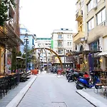 Luxury Ladadika Apartments
