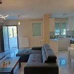 1Bd - Apartment For Family
