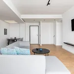 Celine By Halu!, Spacious Apartments Next To Business Hub