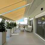 Luxurious Penthouse City Centre