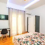 Filota Luxury Home - Free Public Parking