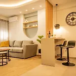 Urban Luxury Suites