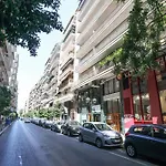 Orange Downtown Apartment