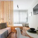 Elcada Apartments-Downtown