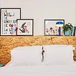 Superstudio Pop Art Apartment With Free Parking Space By Binobi!