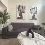 Trainstation Apartment In Thessaloniki