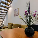 Comfort Loft, 1\' Walk To Ippokratio Hospital