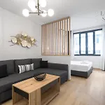 Maison Cristal, The Luxury Suites