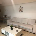 Νησιωτικο Στυλ Διαμερισμα Στο Κεντρο --Island Style-Traditional