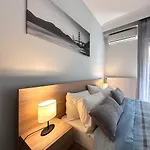 Anemome Deluxe Apartment