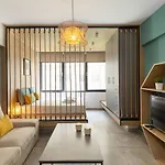 Innovative Snug Bohemian Studio In Ladadika