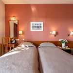 Queen Olga Hotel