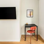 Soho Residence By Halu!