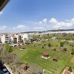 Babylon Luxury Suites No2 By Binobi!