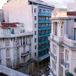 Luxury Downtown Apartment F1