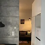 Dreamy Central Corner