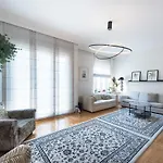 Thessaloniki Seaside Apartment A&B