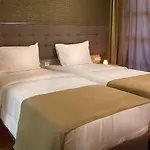 Athlos Hotel