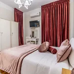 Acropolis Deluxe Apt.