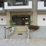 Deluxe Boutique Suite , Jacuzzi, Private Parking, Fireplace