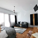 Grey Studios By Skg Apartments