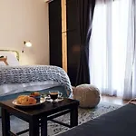 Grey Studios By Skg Apartments