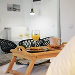 Grey Studios By Skg Apartments