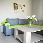 Luxury Apt At Navarino Square