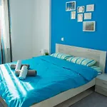 Modern And Quiet Few Minutes From The City Center