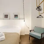 Roman Market- Upper Aristotelous Sq Luxury Apartment