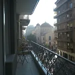 Apartment In The City Center
