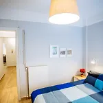Luxurious & Modern | Walk Everywhere | 5★ Amenities