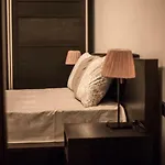 Octagon Apartments, Nilie Hospitality Mgmt