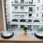 Leiland #Colony_White_Tower_Suite
