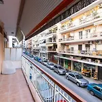 F & B Collection - Apartment For 3