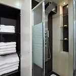 F & B Collection - Apartment For 3