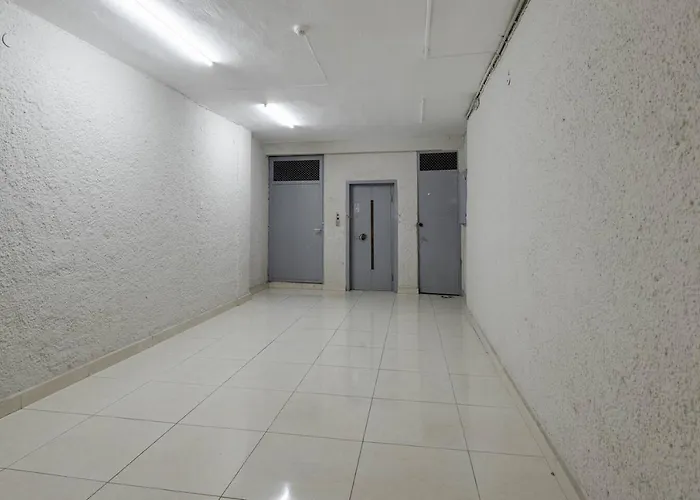Caravanserai Studio 1