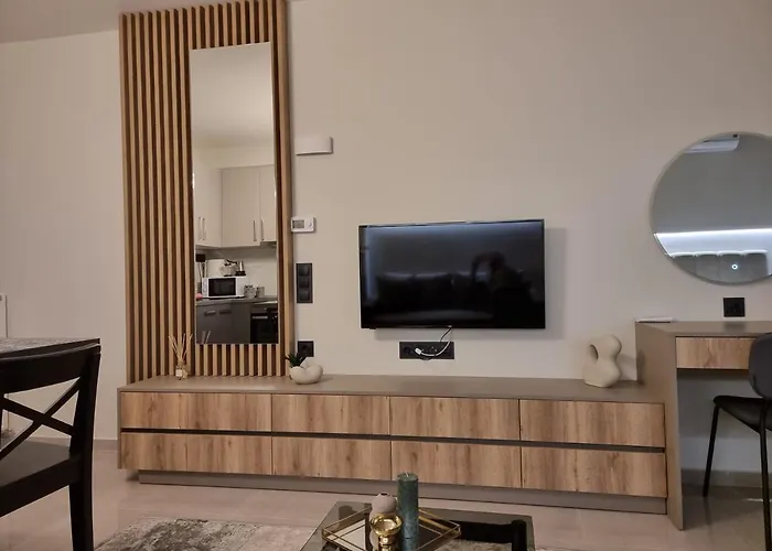 Iris City Center Premium Studio