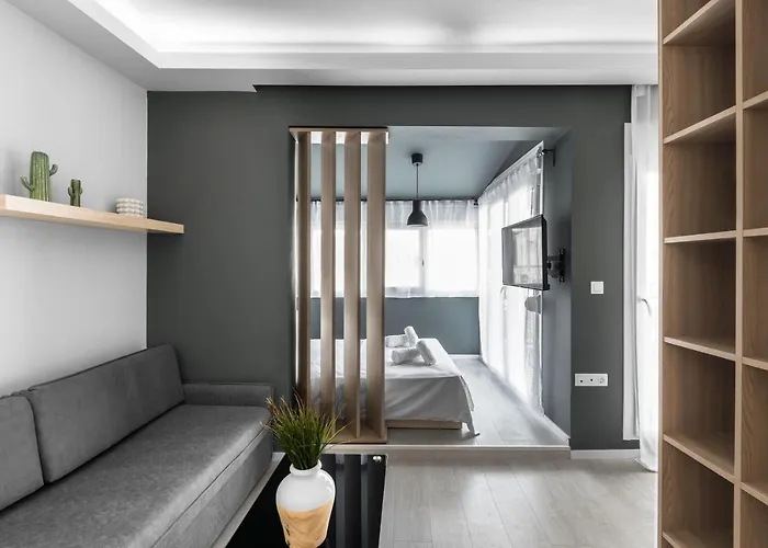 Denizen Penthouse, Nilie Hospitality Mgmt