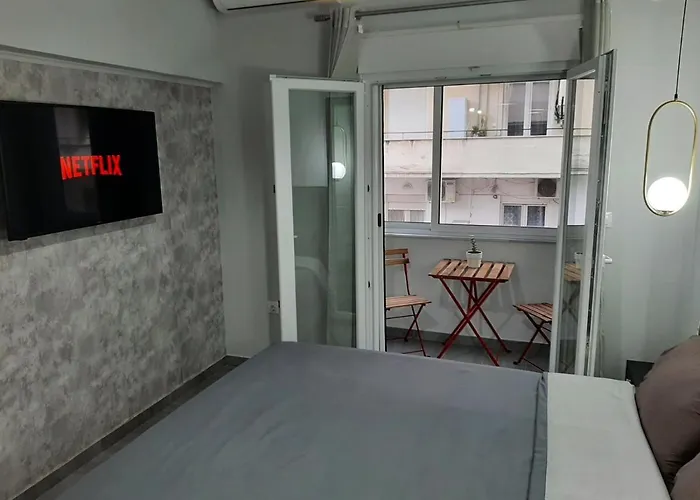 Vali_Skg Studio
