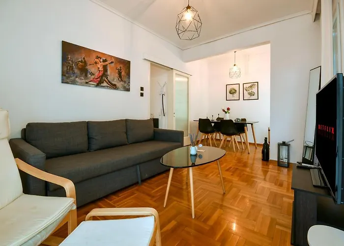 Thessaloniki City Apartment Center